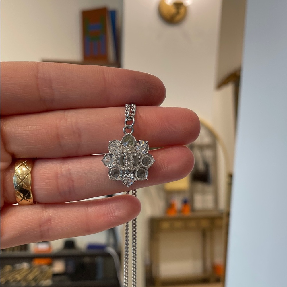 CHANEL Silver Crystal Flower Necklace